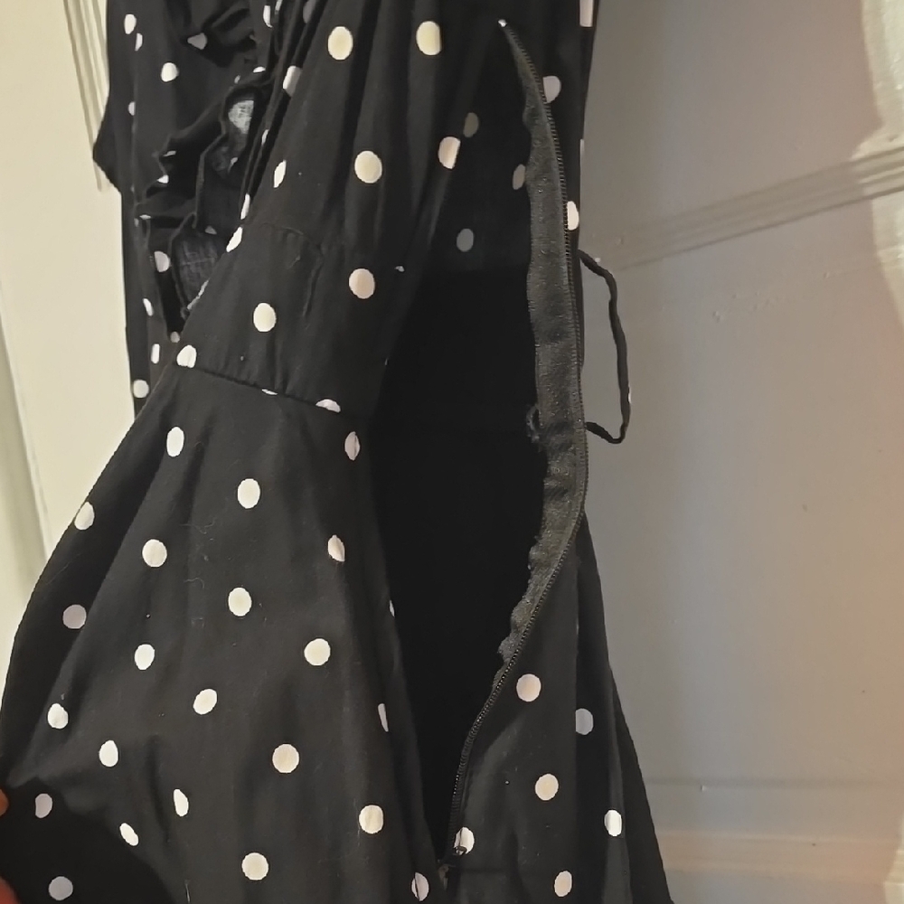 Retro 50's Pinup Black and White Polka Dot   Dress - Picture 3 of 14